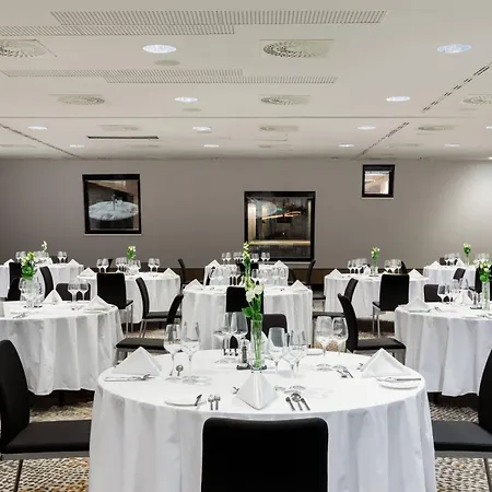 Hotel Ac By Marriott Old Town Pressburg