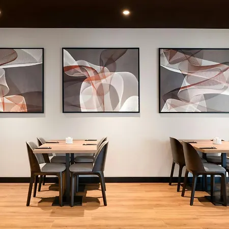 Ac By Marriott Old Town Pressburg