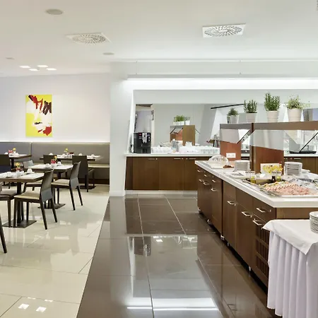 Ac By Marriott Old Town Hotel 4*