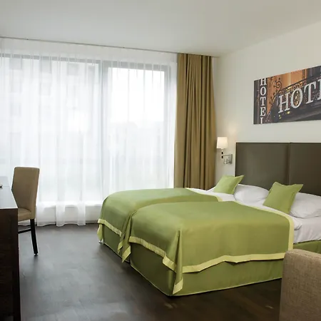 Hotel Ac By Marriott Old Town 4*
