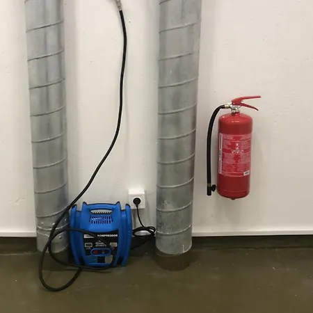 Ac By Marriott Old Town Готель Братислава