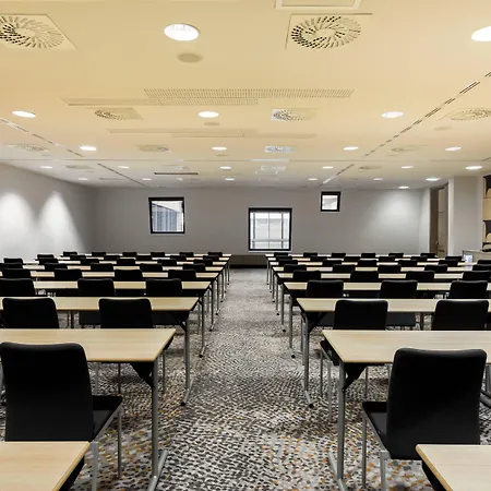 Ac By Marriott Old Town 4* Bratislava