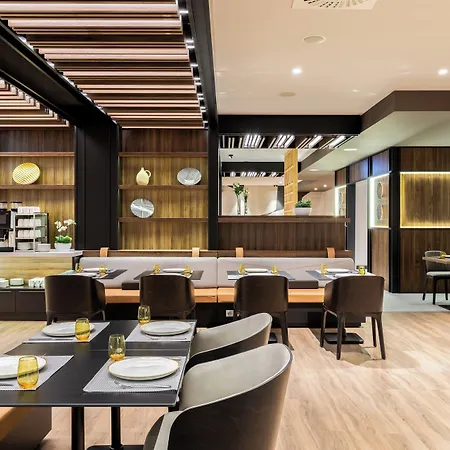 Ac By Marriott Old Town Hotel Pressburg