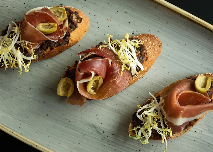 Ac By Marriott Old Town 4*