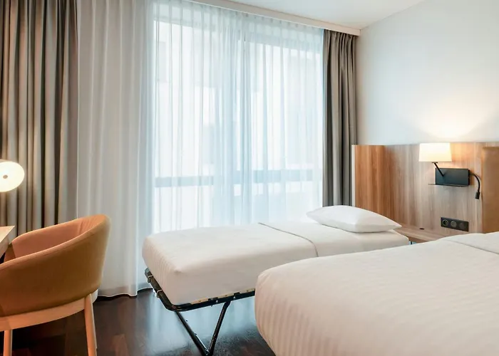 Ac By Marriott Old Town 4*