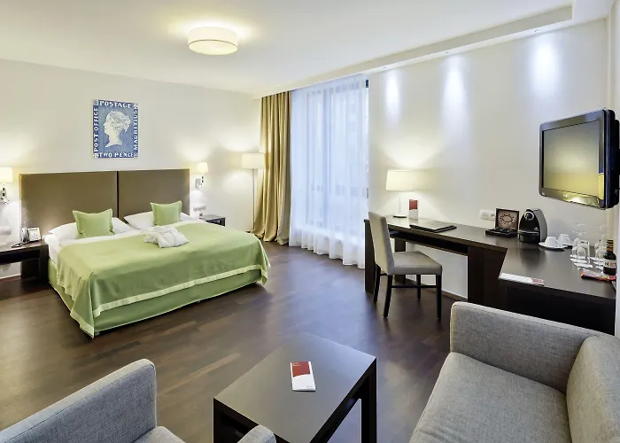 Ac By Marriott Old Town 4* Братислава