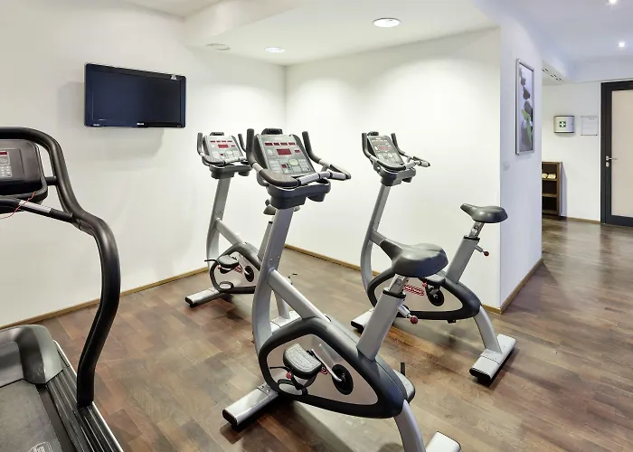 Ac By Marriott Old Town Готель