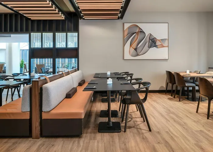 Hotel Ac By Marriott Old Town 4*